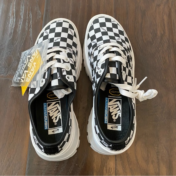 Vans Vibram Ultracush Platform Checkerboard Pattern With Extra Laces Size Varies - Picture 4 of 9